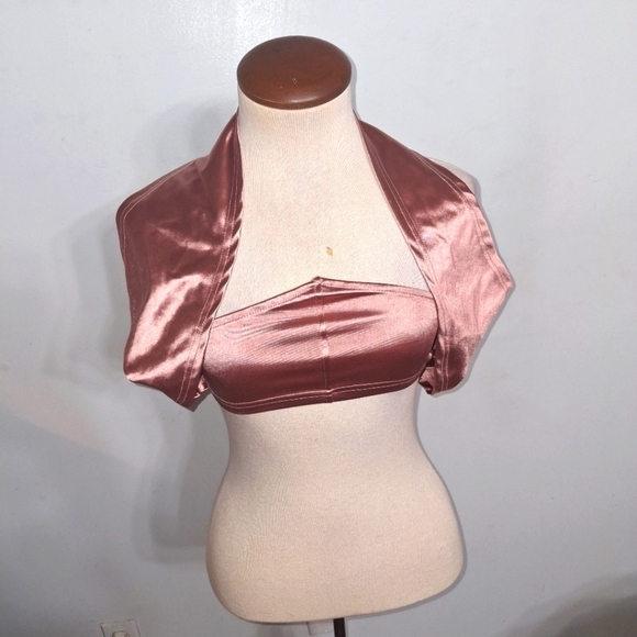 Sexy "Very Crop" Top- W Sz Small/4 - Picture 1 of 6